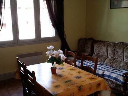 Appartement Au Pied Des Montagnes Auzat Eksteriør bilde