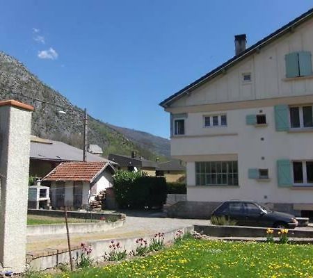 Appartement Au Pied Des Montagnes Auzat Eksteriør bilde